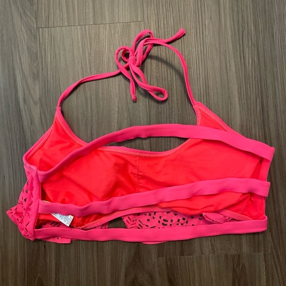 Rue21 Pink Lace Bikini Top with Scalloped Edges and strappy back size XL - Picture 2 of 4